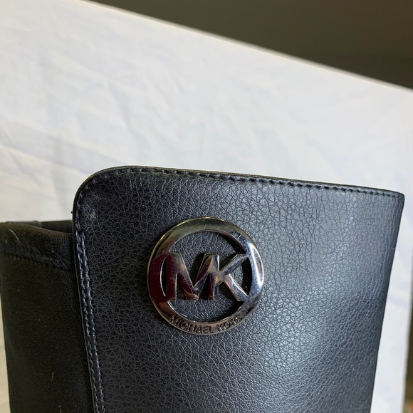 Michael Kors woman’s boots, EUC, size 4 - Picture 2 of 12